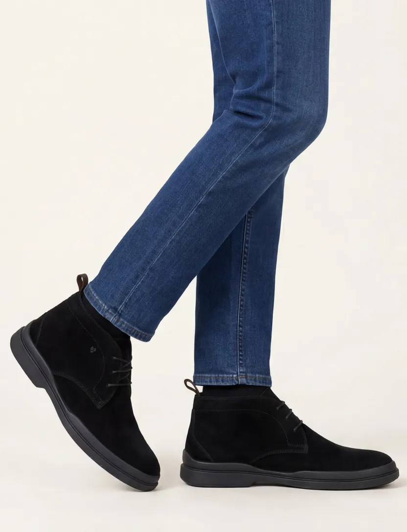 Floris van Bommel hoge veterschoen suede zwart effen
