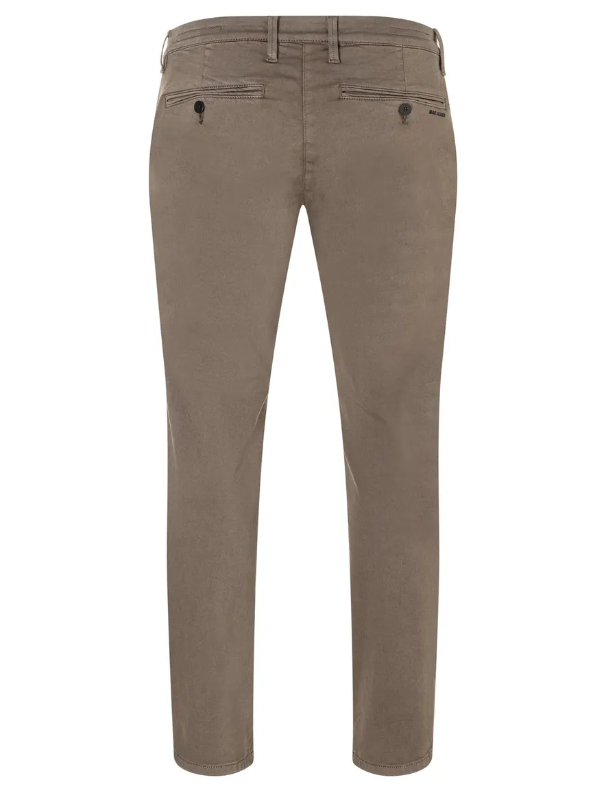 Pantalon chino bruin Mac Driver