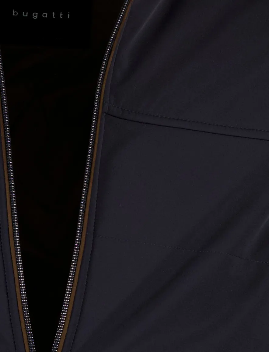 Bugatti vest donkerblauw effen wijde fit