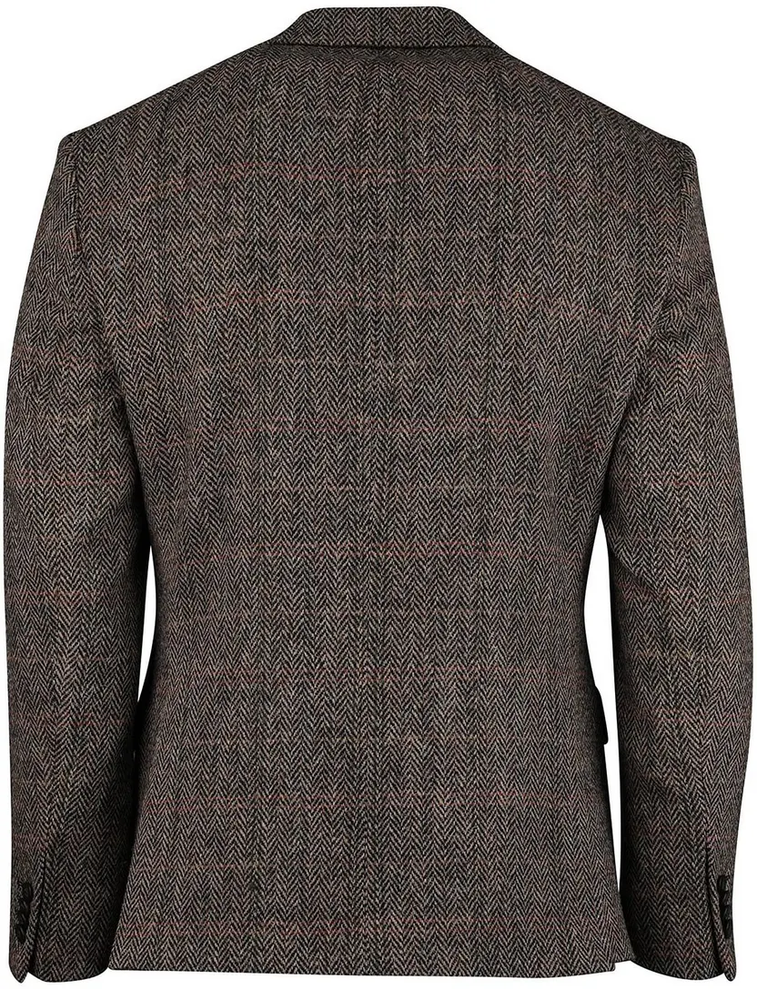Colbert Wellington of Bilmore Bruin wol harris tweed