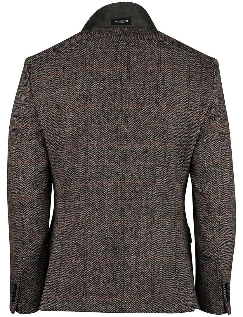 Colbert Wellington of Bilmore Bruin wol harris tweed