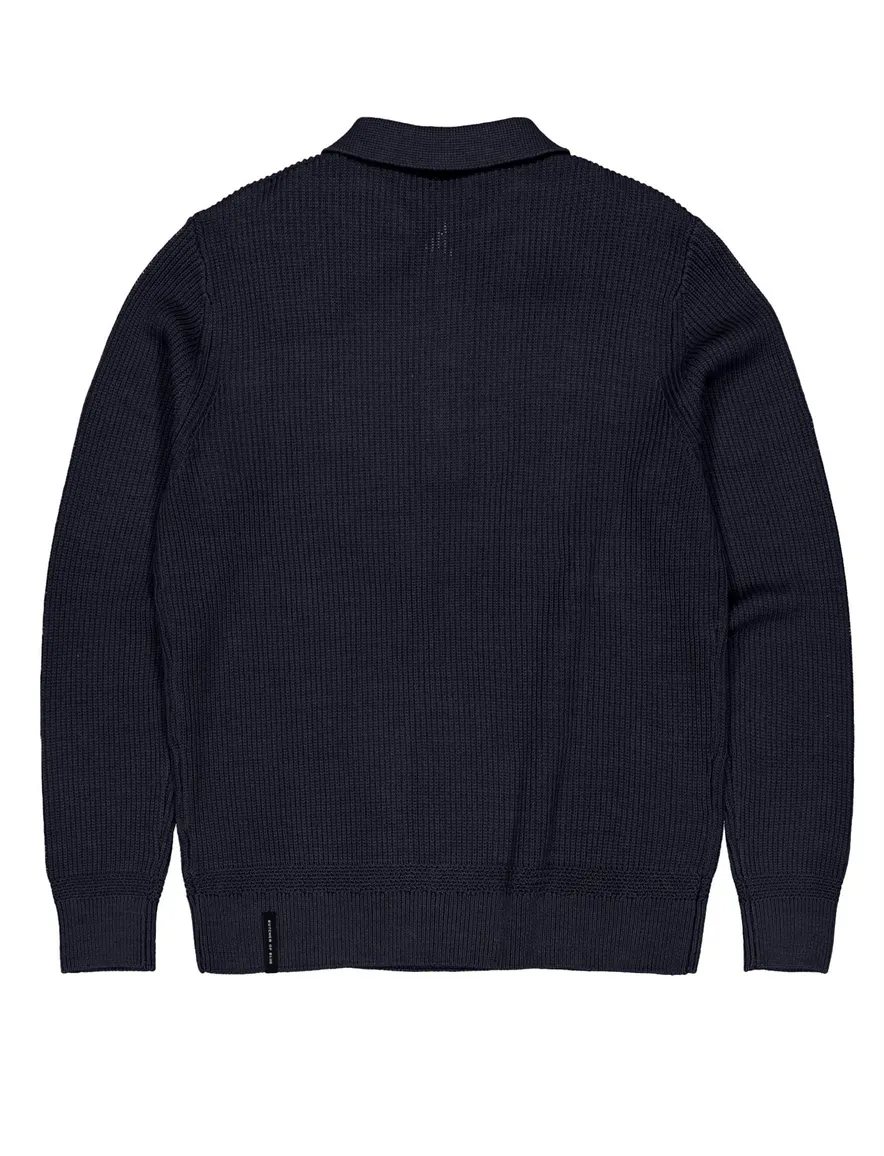 Butcher of Blue Galway trui donkerblauw knopen