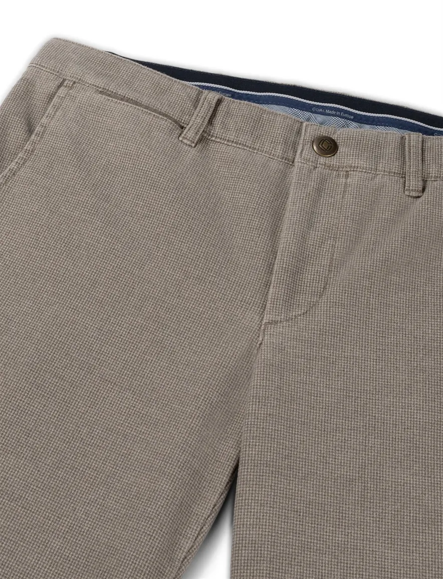 COM4 Pantalon chino grijs