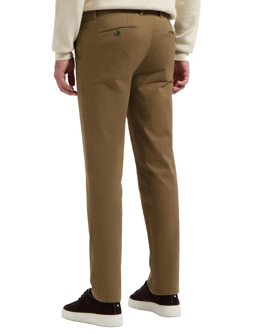 COM4 Pantalon chino camel