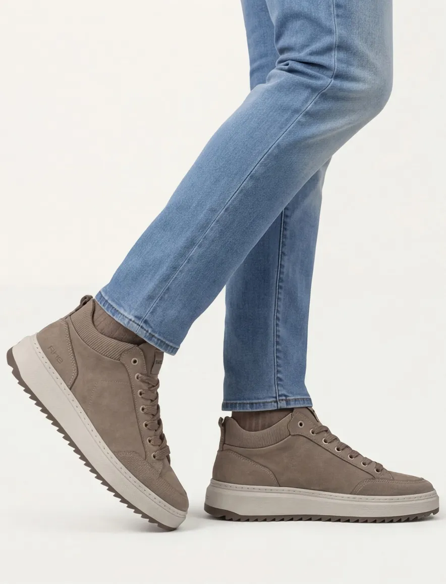 Rehab sneakers bruin leer en rubber effen
