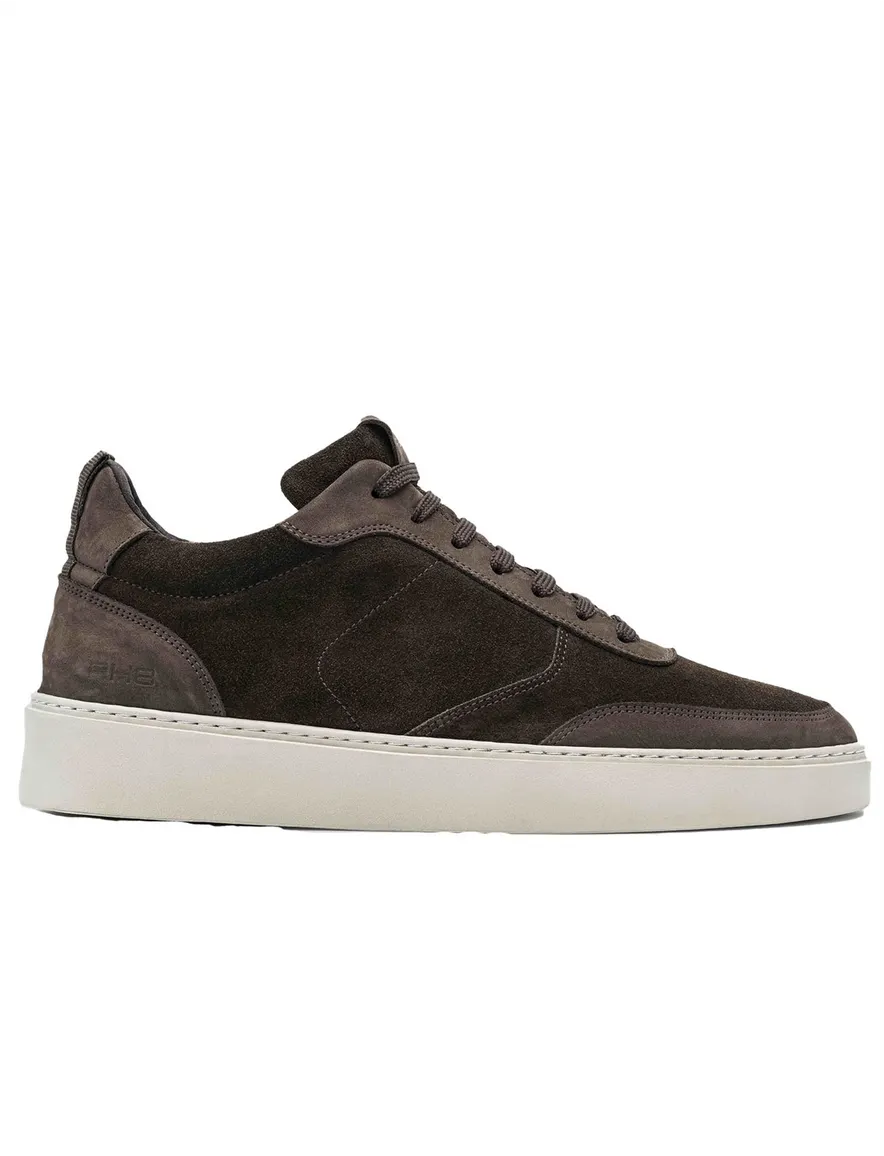 Rehab sneakers bruin