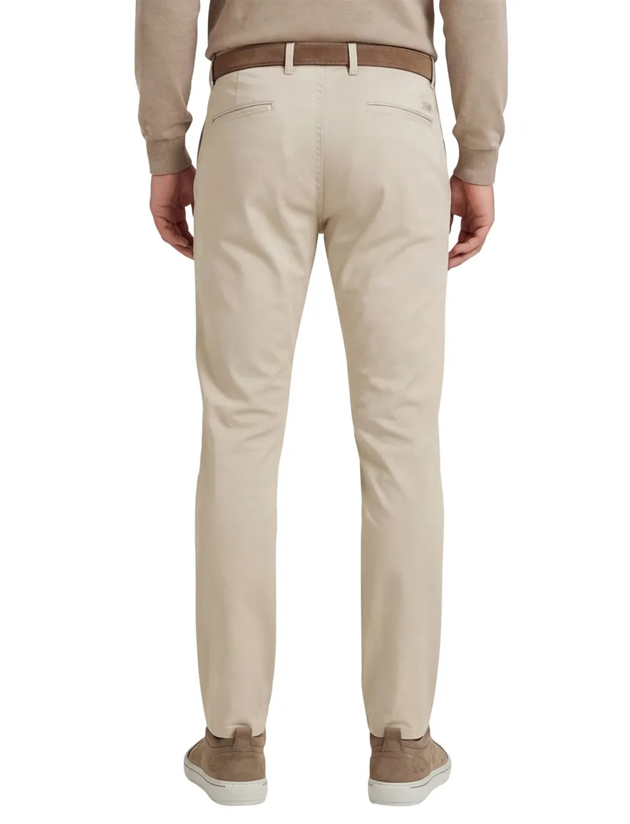 BOSS Orange Chino slim creme