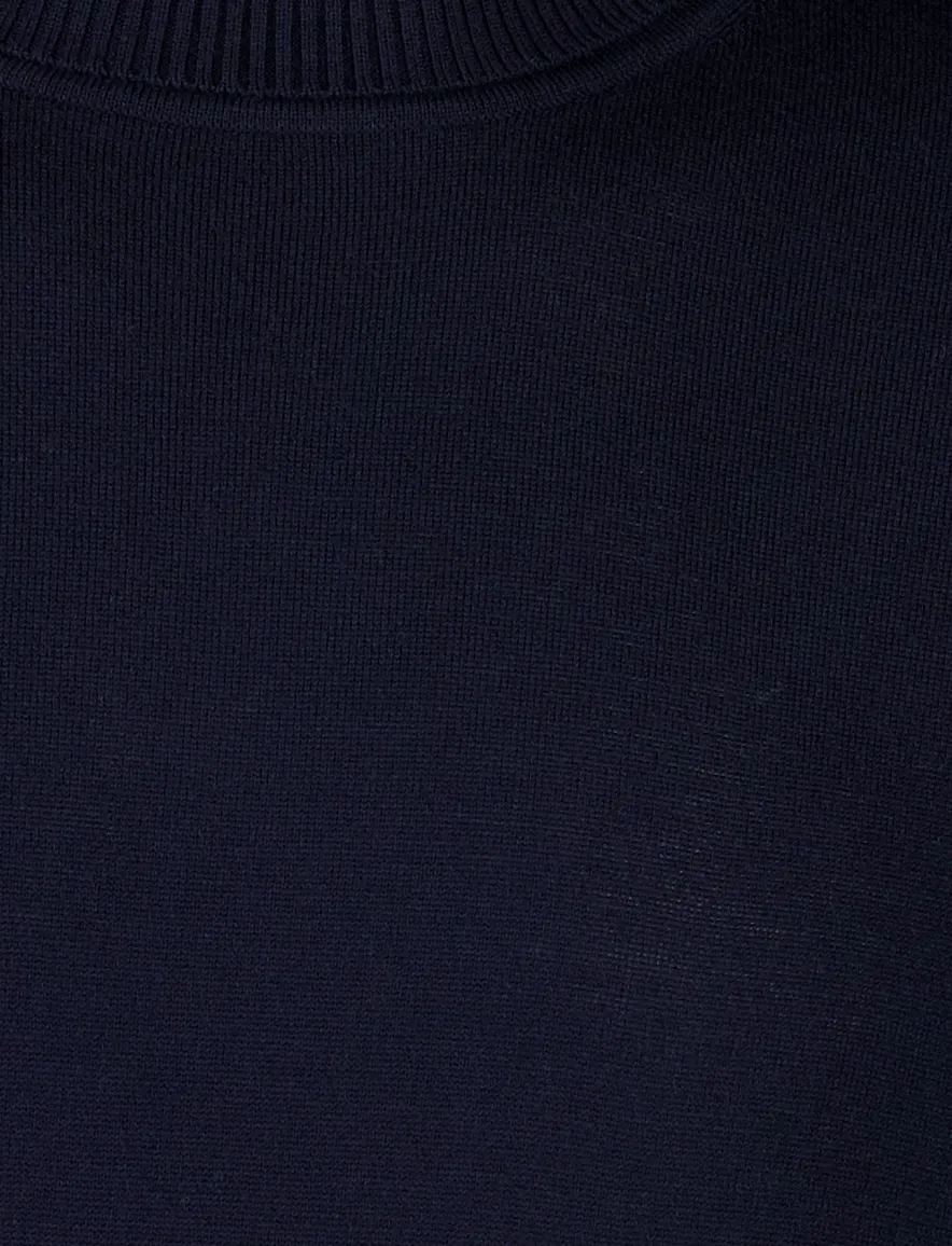 Born with appetite coltrui donkerblauw effen merinowol