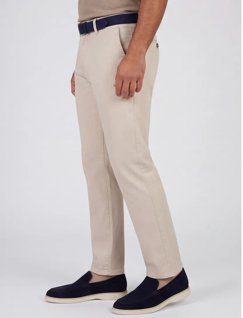 Pantalon flatfront model Gardeur Benito beige normale fit