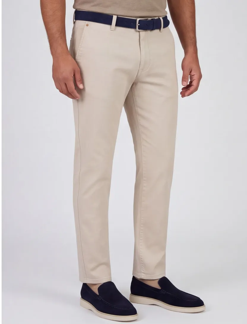 Pantalon flatfront model Gardeur Benito beige normale fit