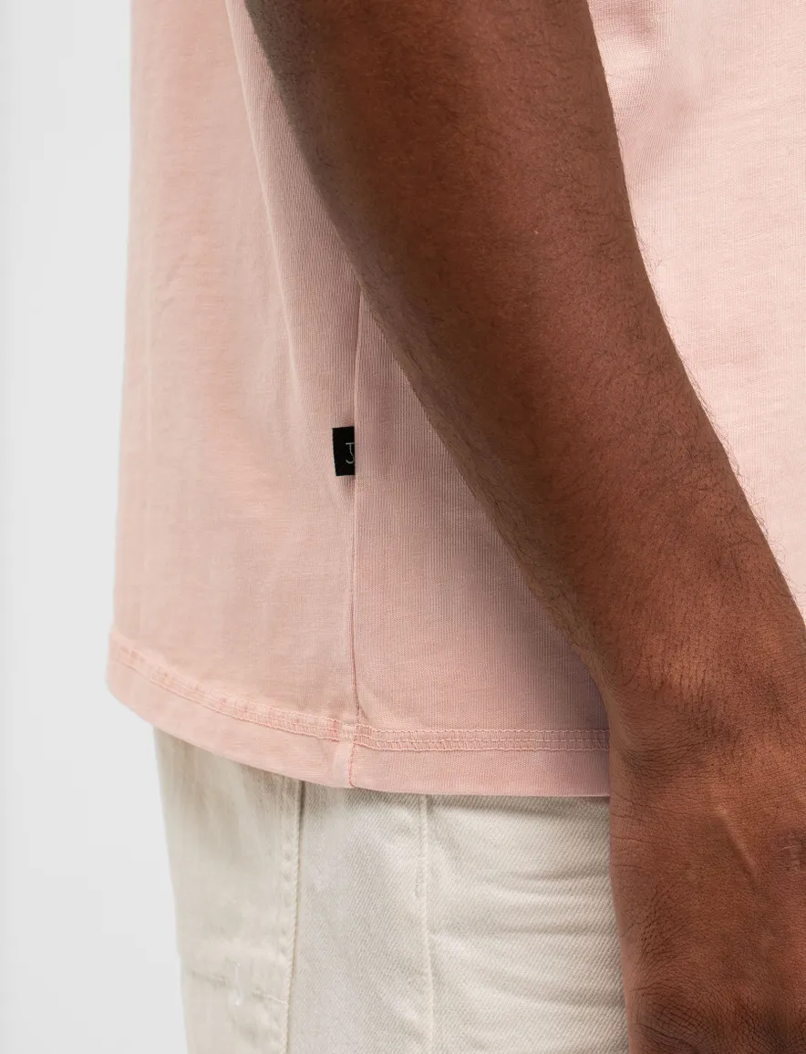 Butcher of Blue T-shirt roze bedrukt