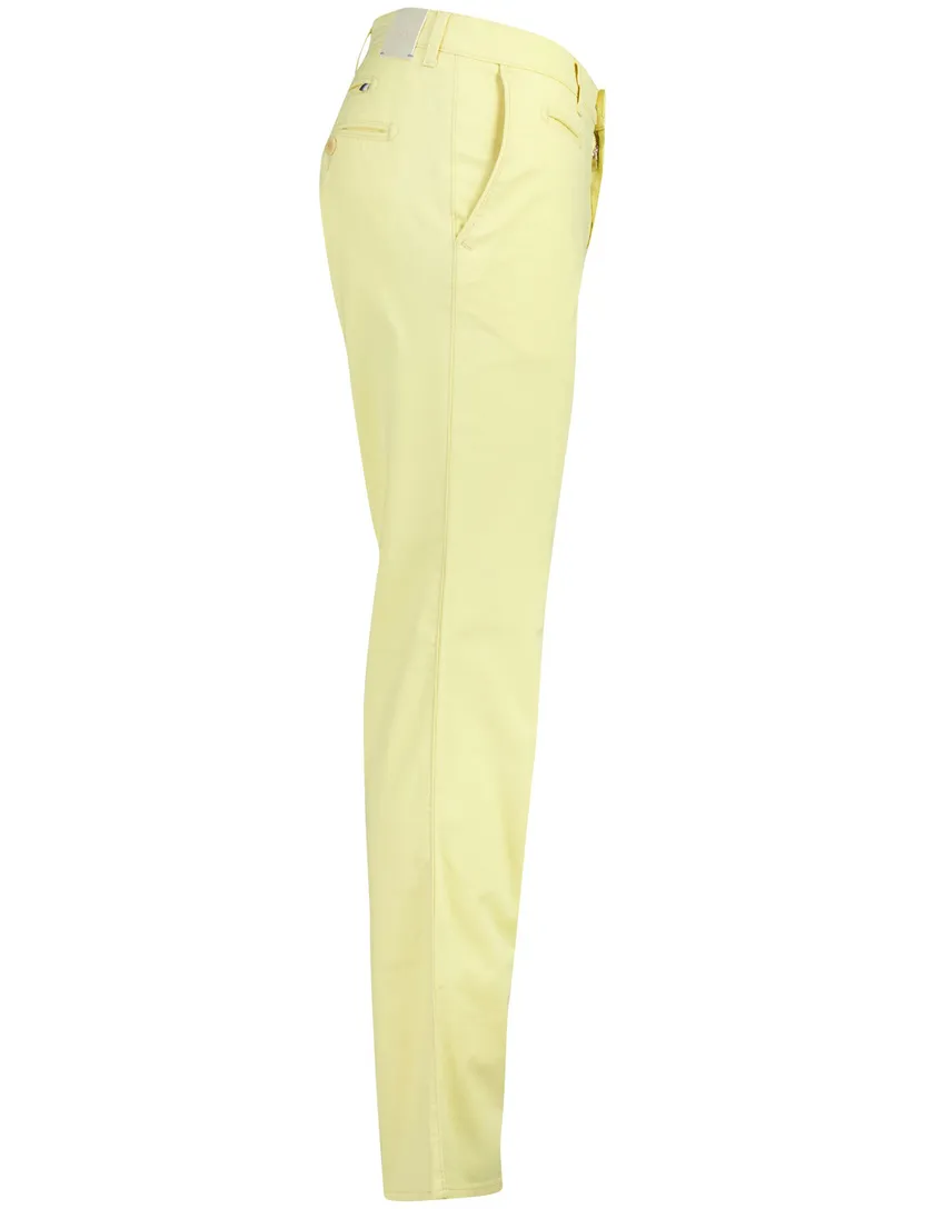 Chino Brax Fabio modern fit geel