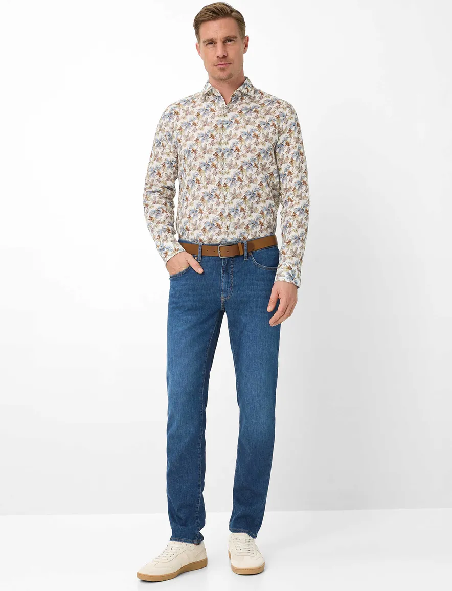 Donkerblauwe jeans Brax Chuck slim fit
