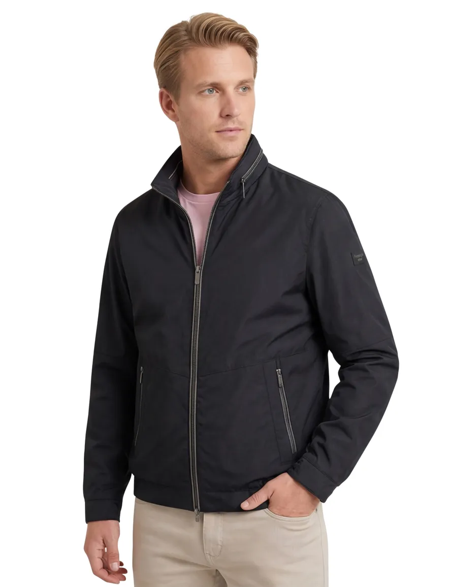 Donkerblauw zomerjas Bugatti wijde fit waterafstotend