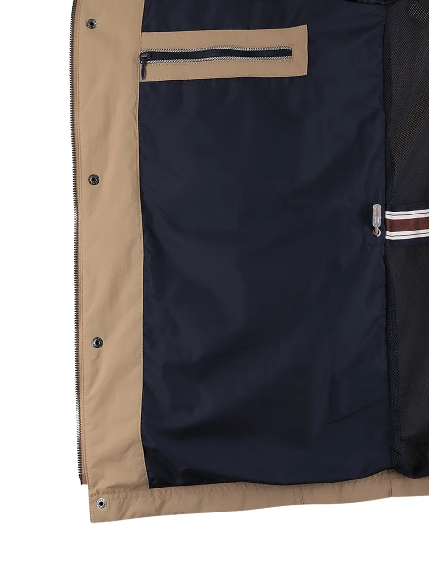 Beige zomerjas Bugatti waterafstotend rits en knopen