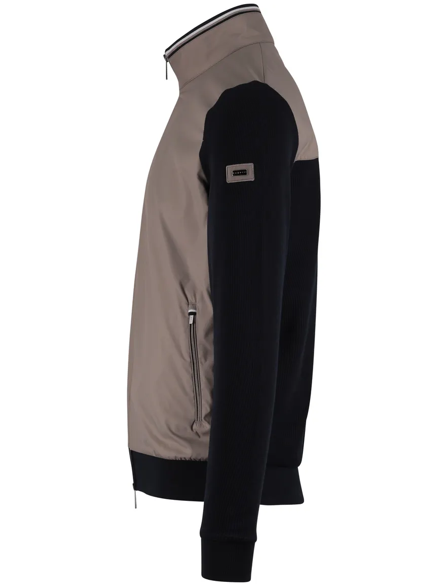 Bugatti vest beige met donkerblauwe mouwen