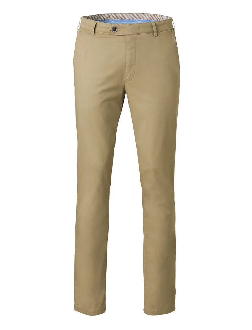 Meyer chino camel flat front New York effen