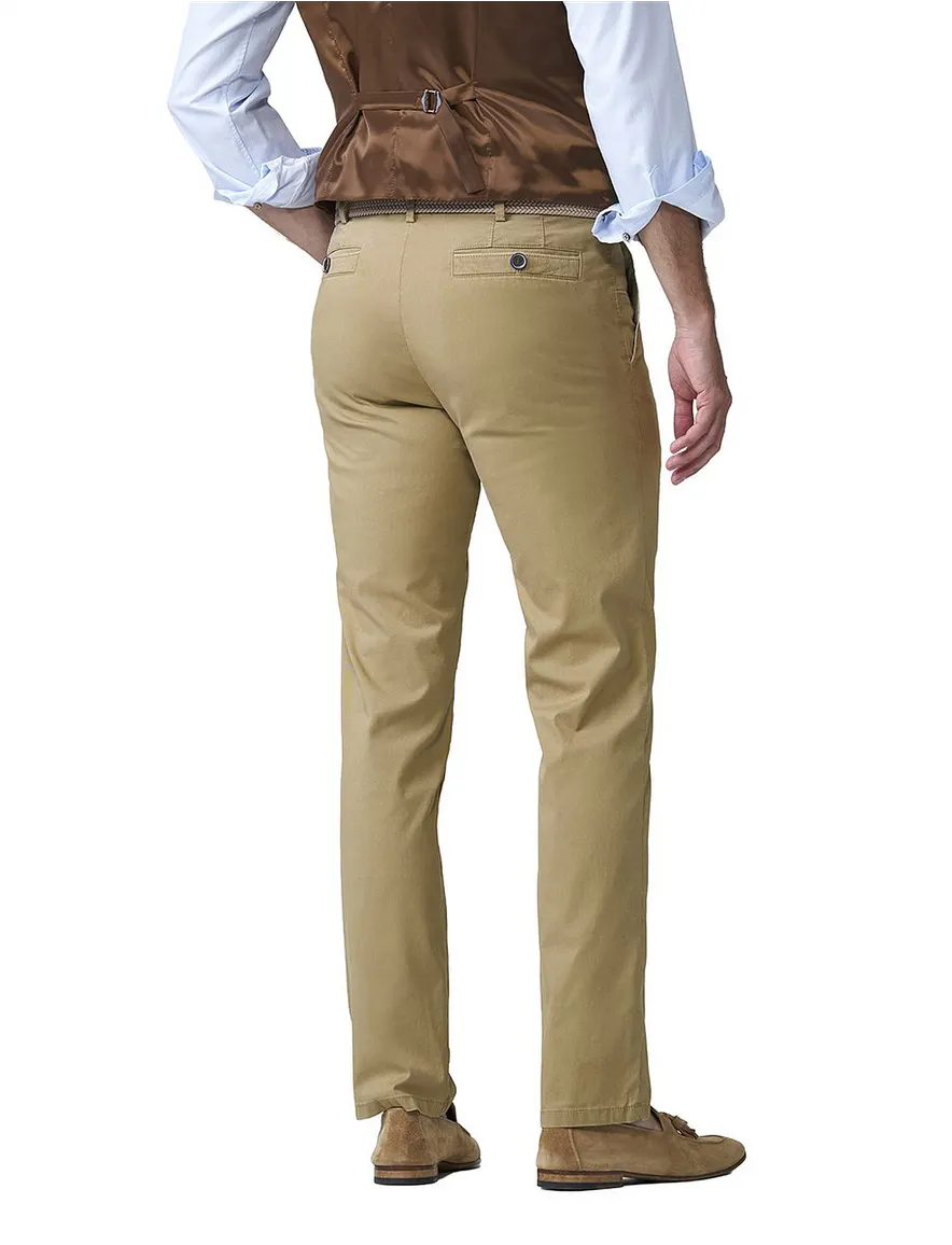 Meyer chino camel flat front New York effen