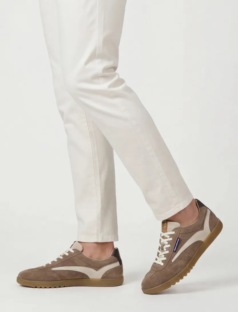 Lage sneakers Floris van Bommel bruin