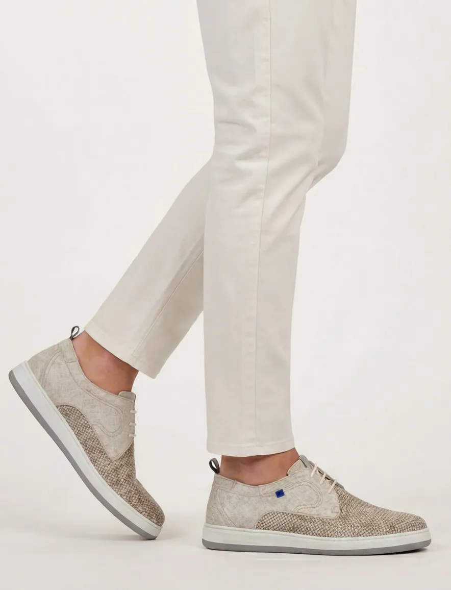 Floris van Bommel beige veterschoenen