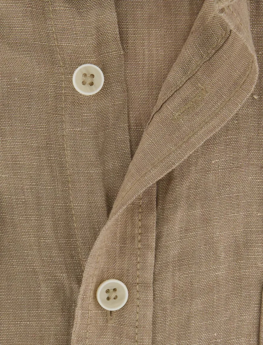 Overhemd met borstzak Casa Moda casual fit bruin met witte knopen button-down collar
