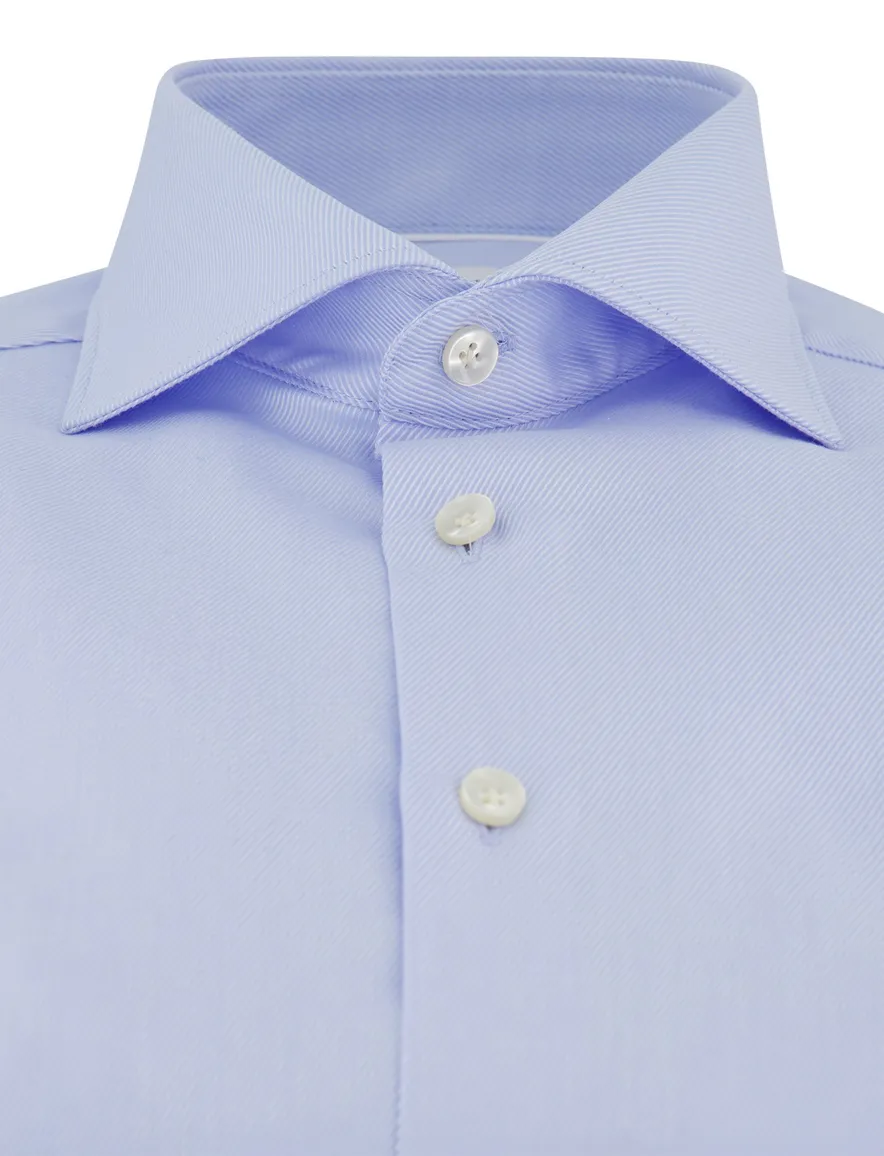 Tailored fit John miller overhemd lichtblauw strijkvrij