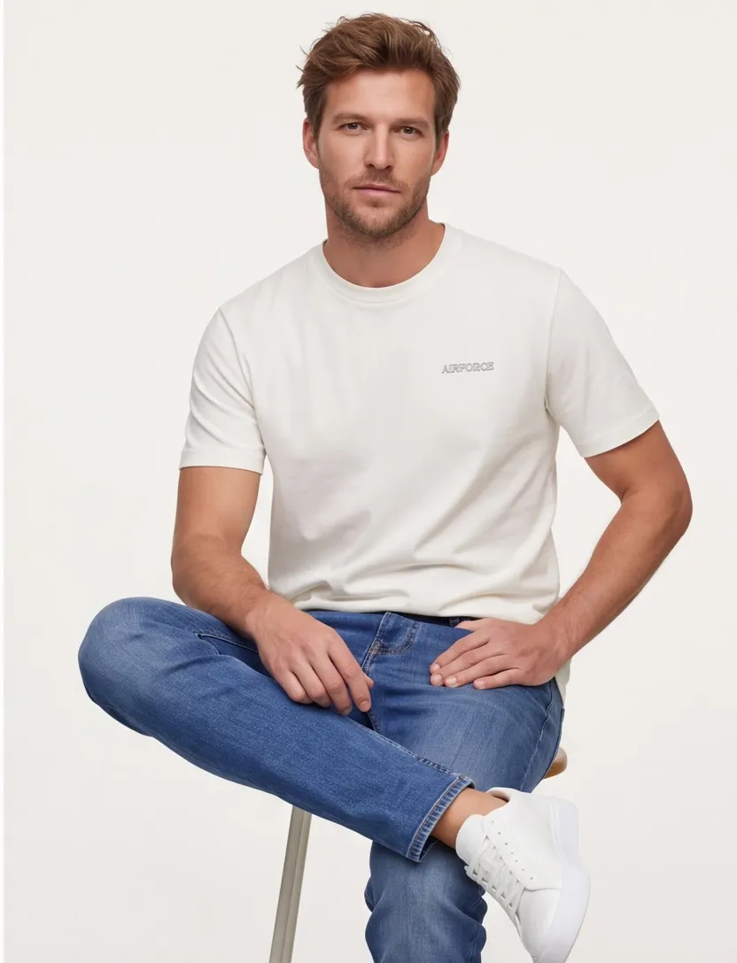 Airforce t-shirt wit met backprint wijde fit