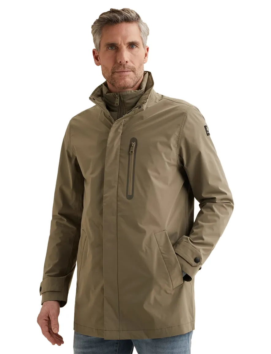 Vanguard tussenjas met waterafstotende buitenstof in beige