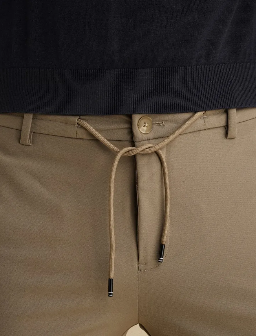 Vanguard V12 Chino Khaki Stretch