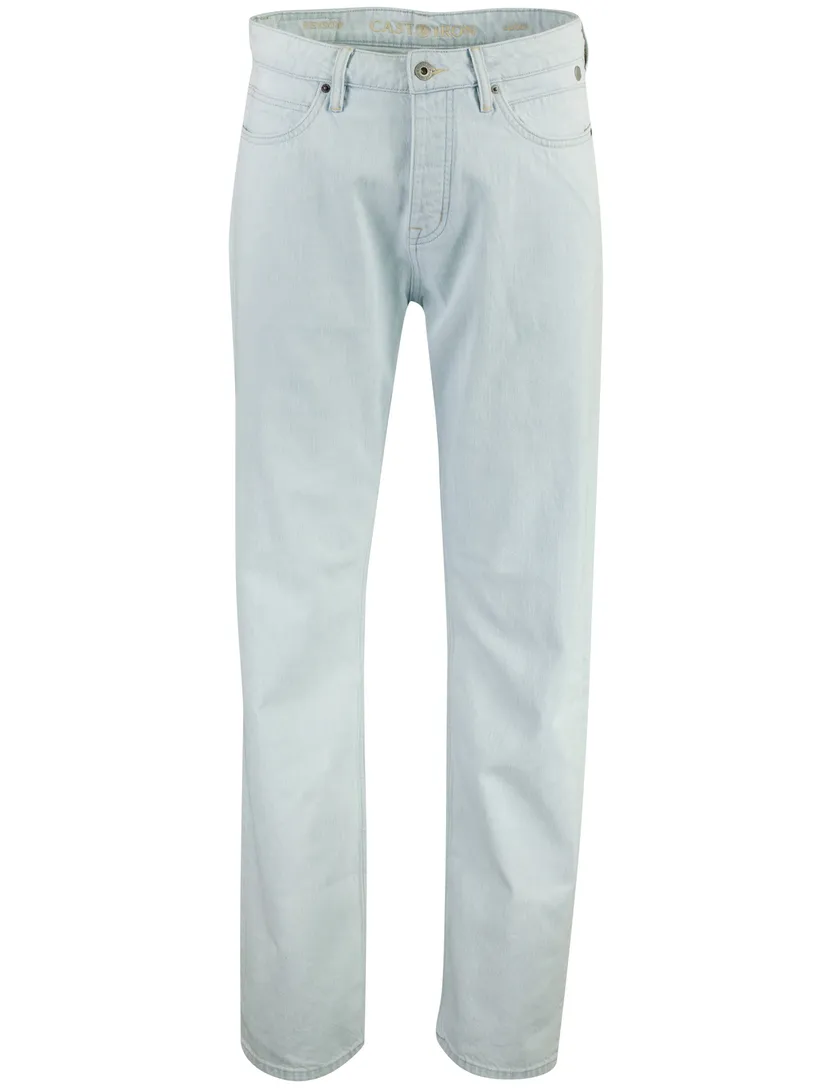 Lichtblauwe Cast Iron Revson jeans loose fit