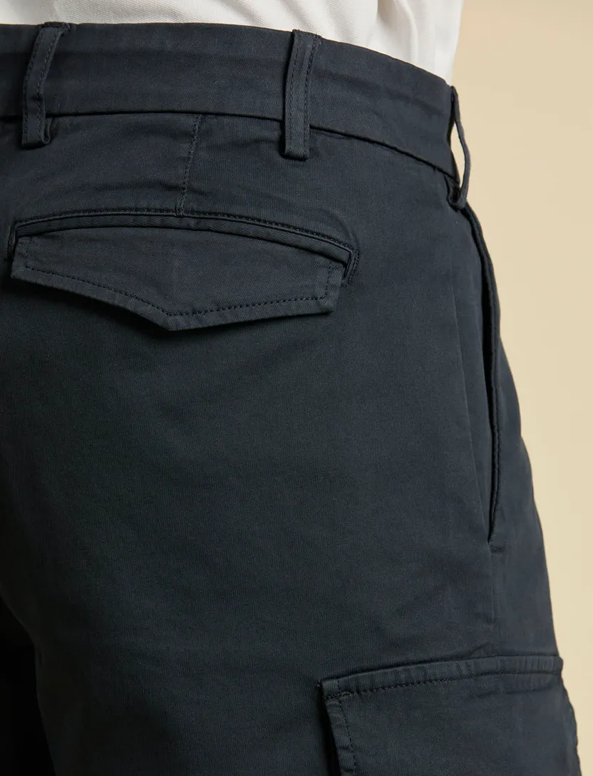 Korte broek Aeronautica Militare donkerblauw cargo