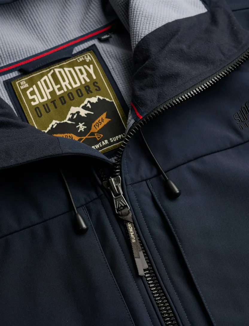 Softshell jas Superdry donkerblauw met capuchon