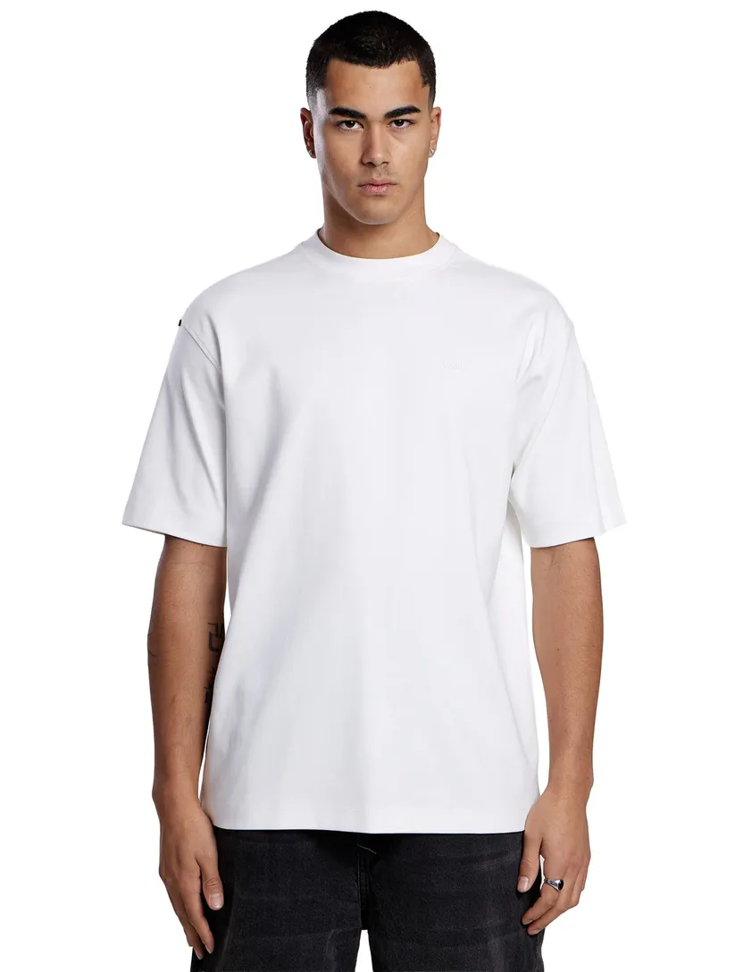 T-shirt Aeden Orzian off white organisch katoen print
