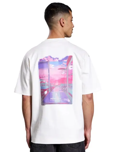 Aeden T-shirt Aeden ronde hals backprint creme wijde fit