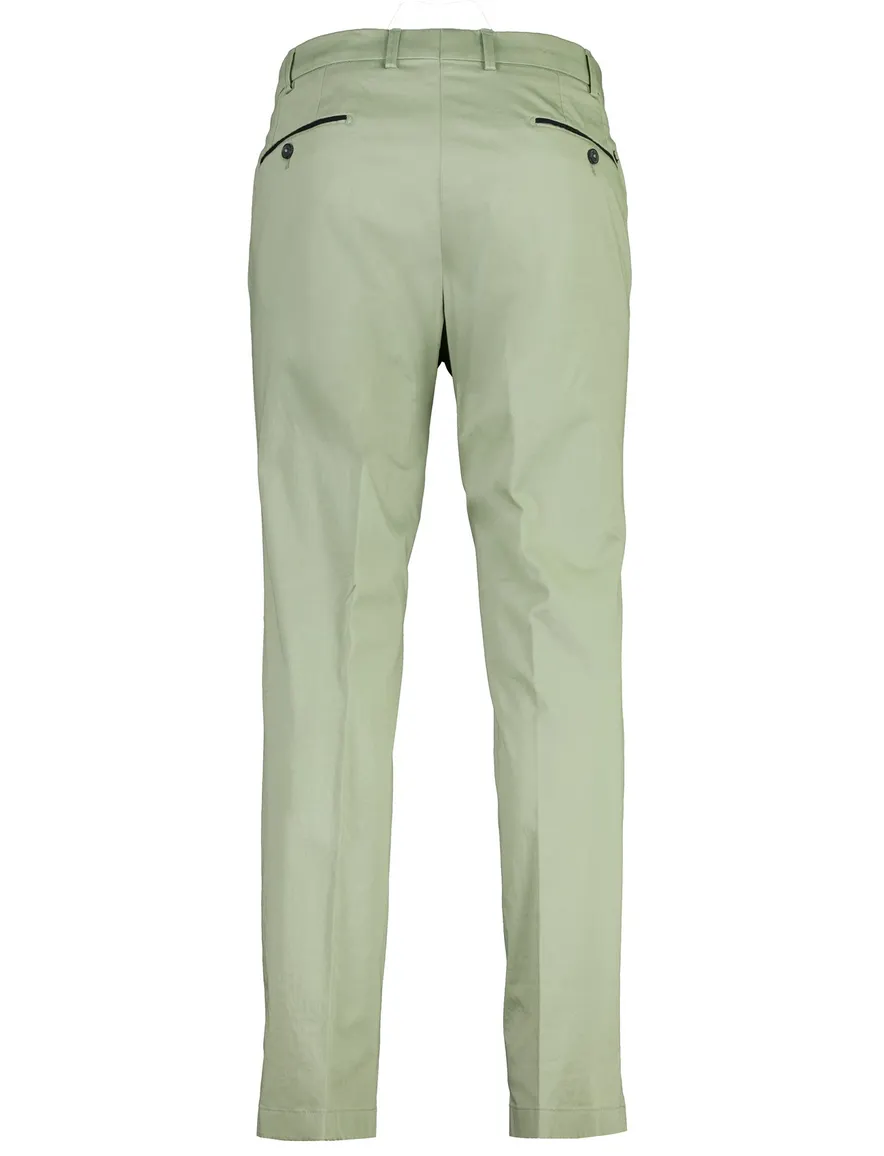 Hiltl flatfront pantalon lichtgroen zonnige look normale fit