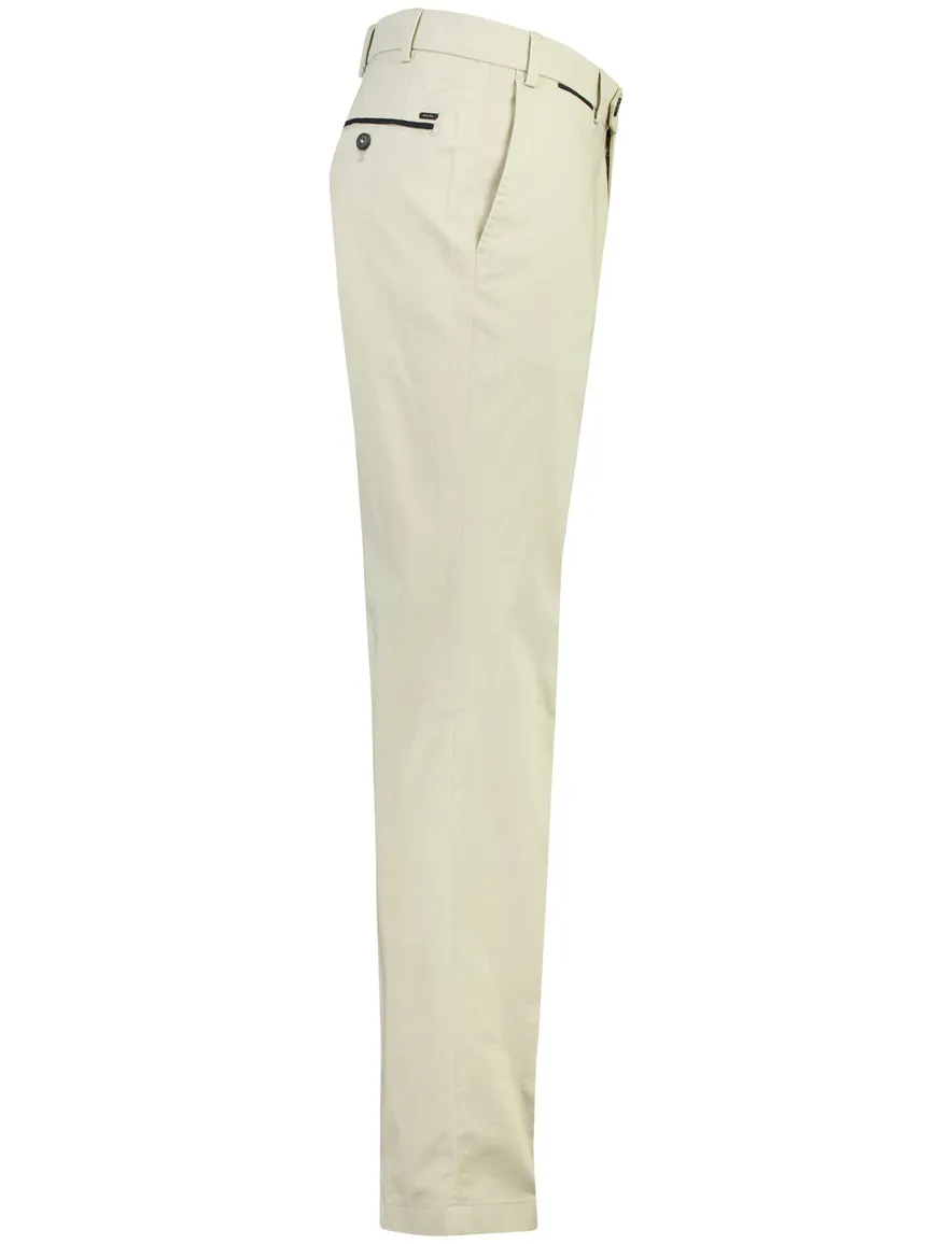 Creme pantalon Hiltl normale fit zonder omslag