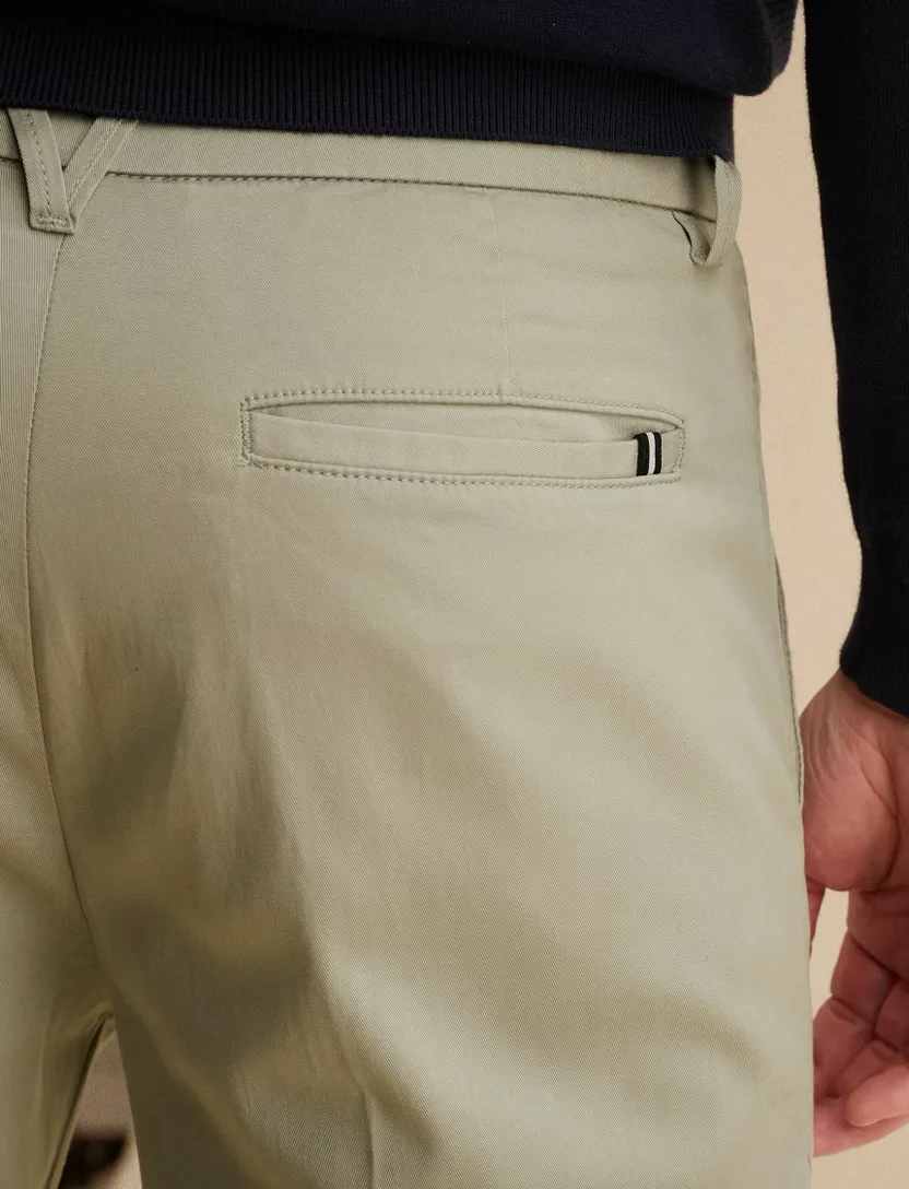 Chino Vanguard khaki stretch