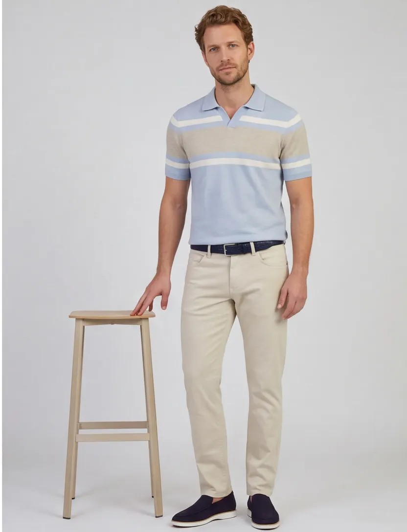 Lichtblauwe polo Scotland Blue Avan knitted v-hals