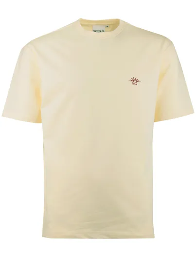 Supply & Co Geel T-shirt Supply & Co met backprint zon rode golven