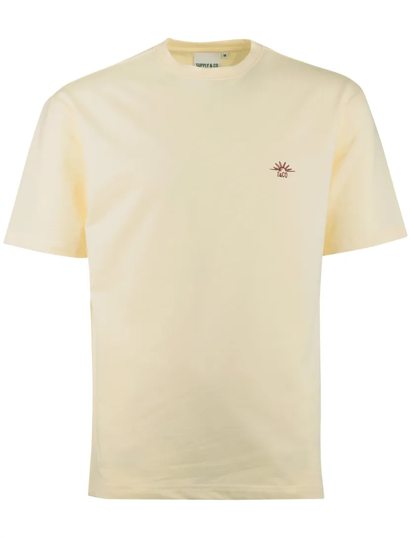 T-shirt Supply & Co geel backprint zon met rode golven
