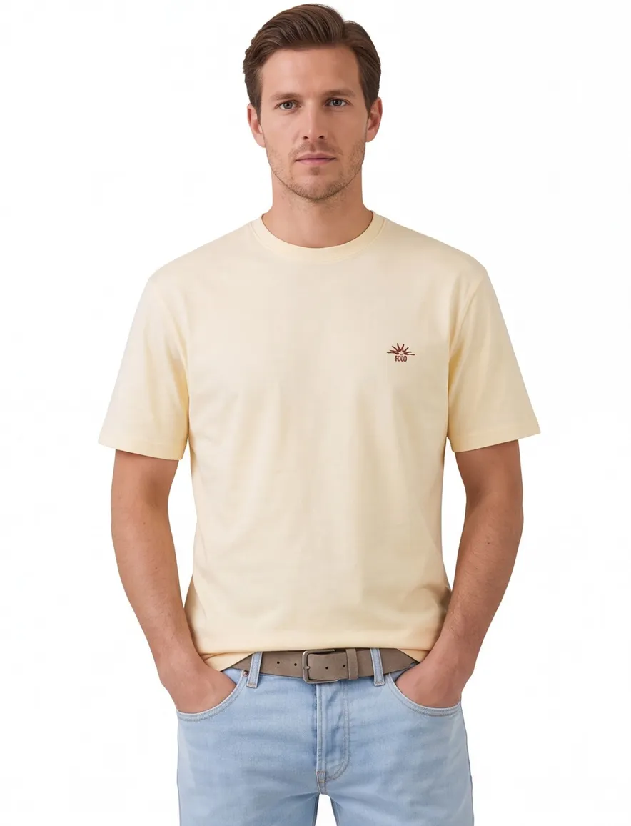 Geel T-shirt Supply & Co met backprint zon rode golven