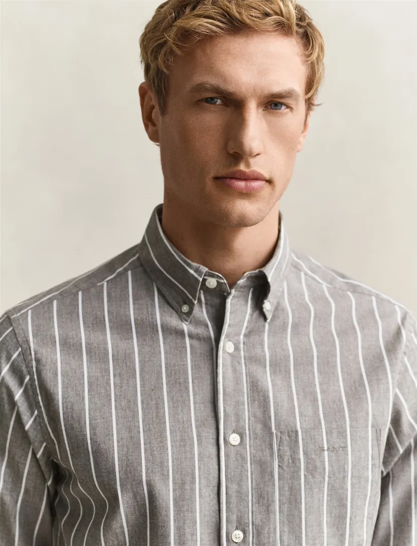 Overhemden Gant Regular Fit bruin