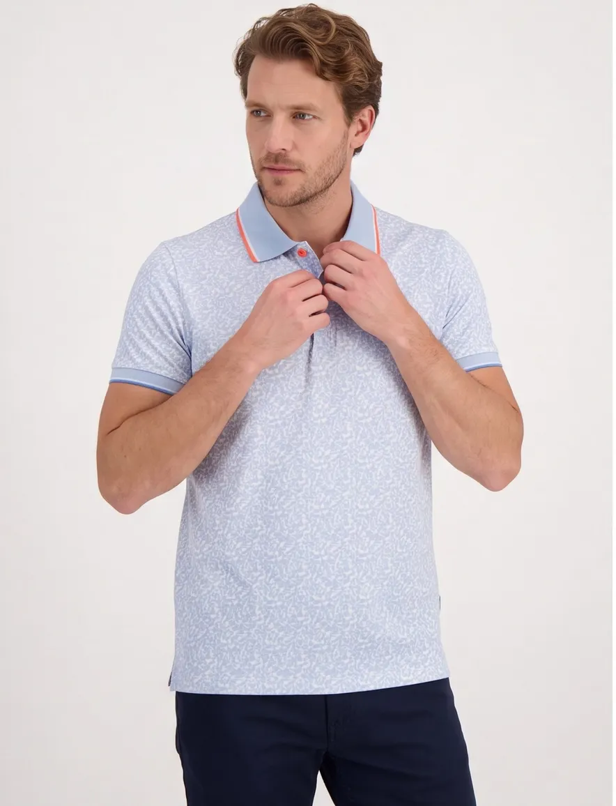 Poloshirt New Zealand lichtblauw met blaadjesprint