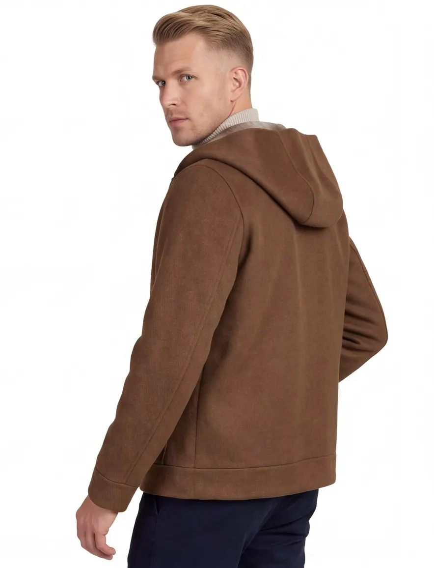 Jas Woolrich bruin