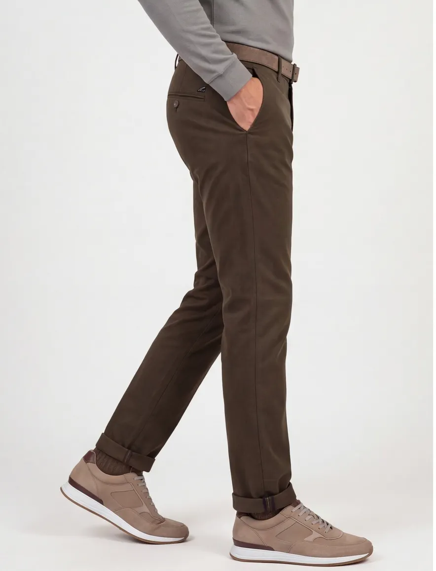 Broek Mason's bruin