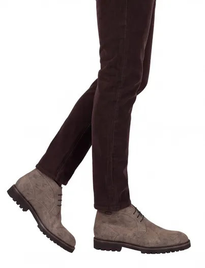 Floris van Bommel Boots Floris van Bommel beige suede