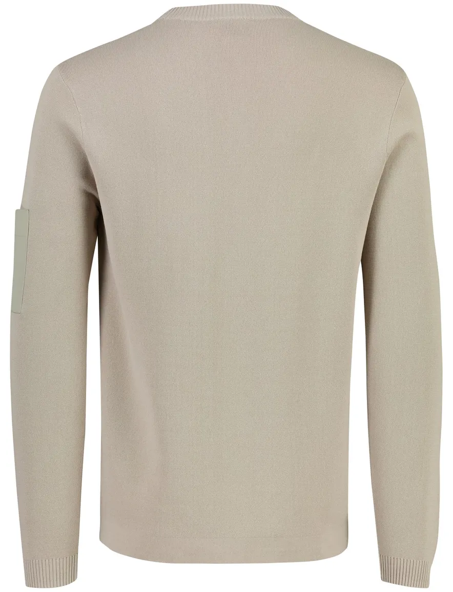 Genti trui beige met zak op de mouw