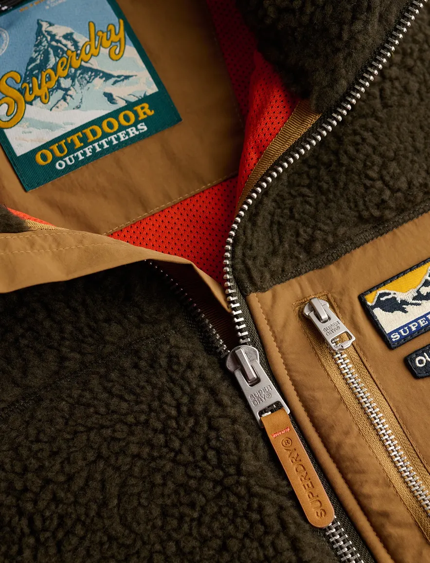 Superdry windjack olijfgroen met borstzak