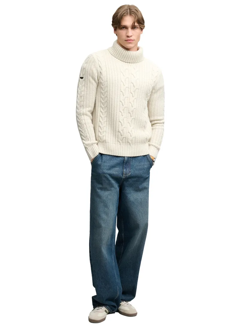 Trui Superdry wit coltrui grof gebreid