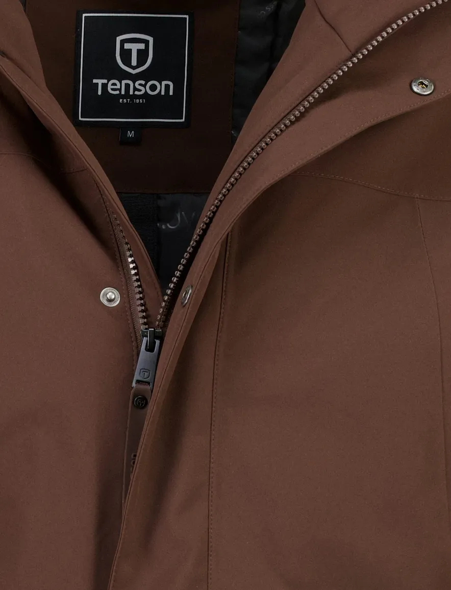 Jas Tenson bruin